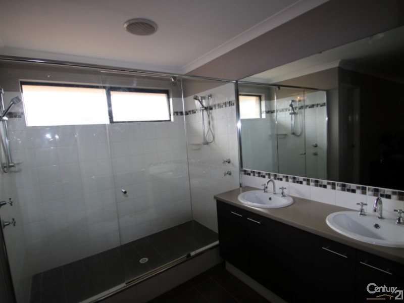 24 Hotham Way, Eaton WA 6232