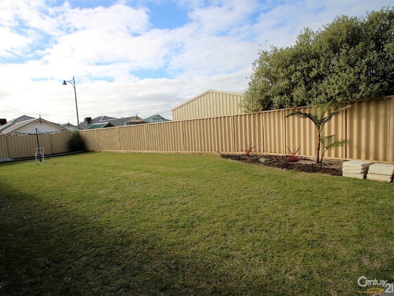 24 Hotham Way, Eaton WA 6232