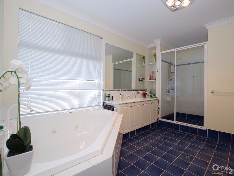 319 Norton Promenade, Dalyellup WA 6230