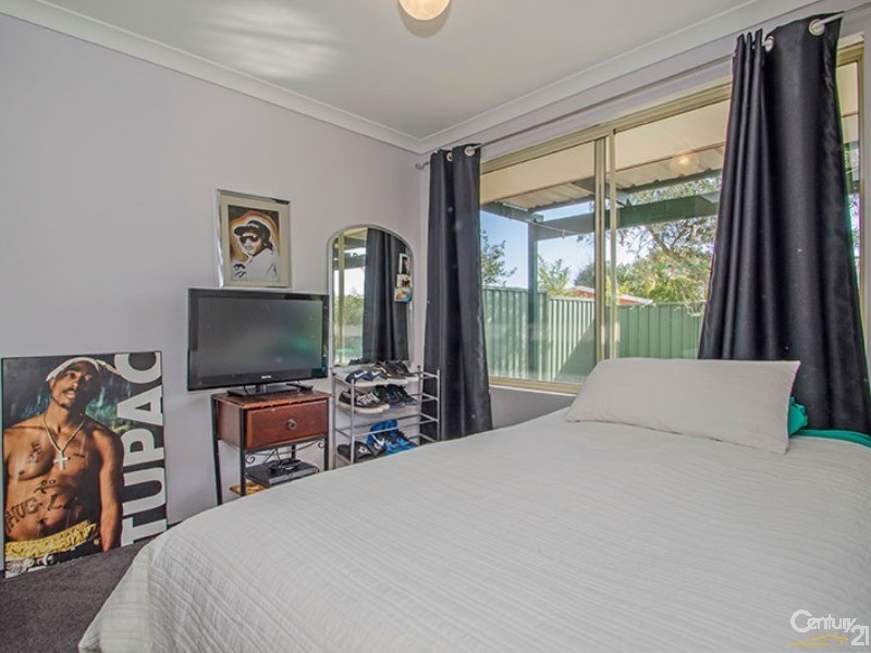 78 Somerville Drive, College Grove WA 6230