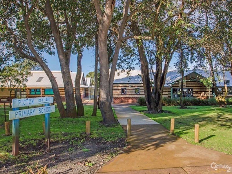 140 Jeffrey Road, Glen Iris WA 6230
