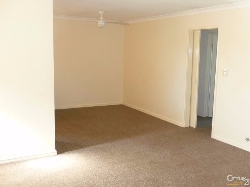 2/34 Lockwood Crescent, Withers WA 6230