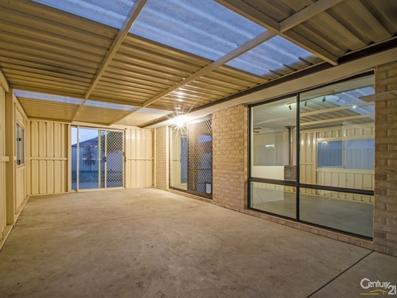 15 Cleveland Bay Avenue, Eaton WA 6232