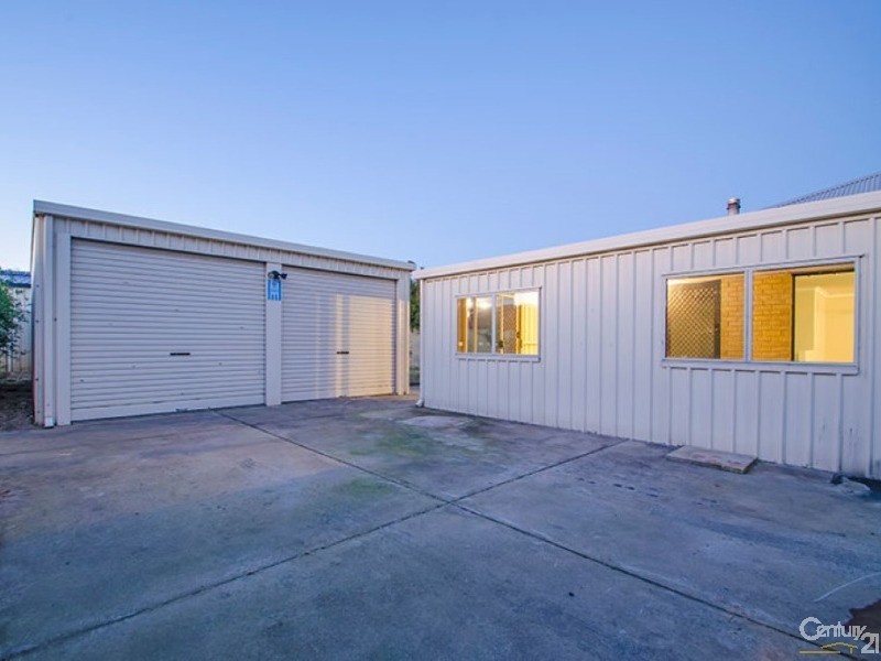 15 Cleveland Bay Avenue, Eaton WA 6232