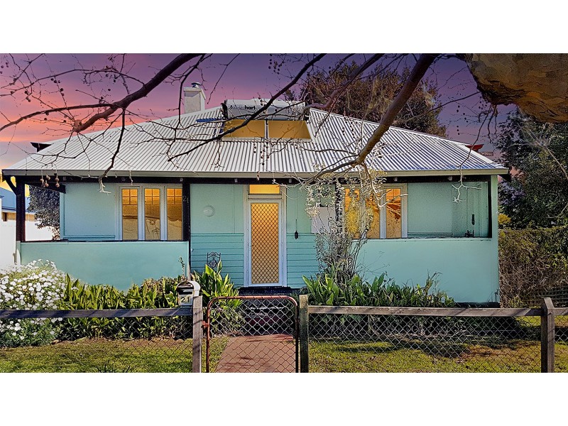 21 Venn Street, East Bunbury WA 6230