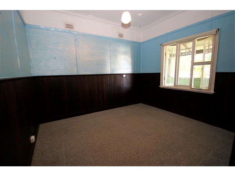 21 Venn Street, East Bunbury WA 6230