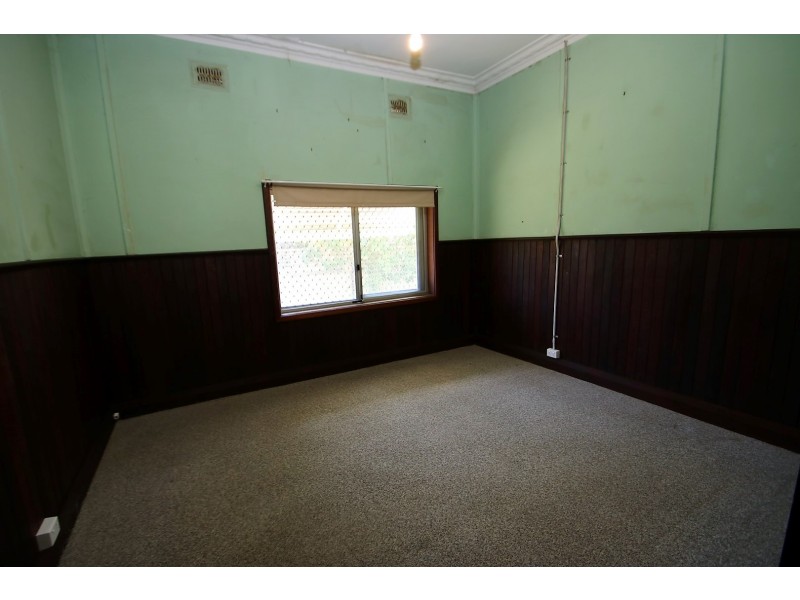 21 Venn Street, East Bunbury WA 6230