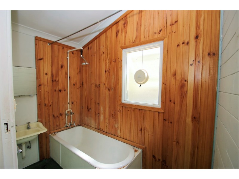 21 Venn Street, East Bunbury WA 6230