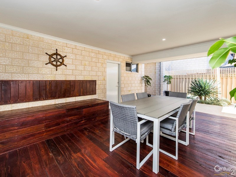 325 Norton Promenade, Dalyellup WA 6230