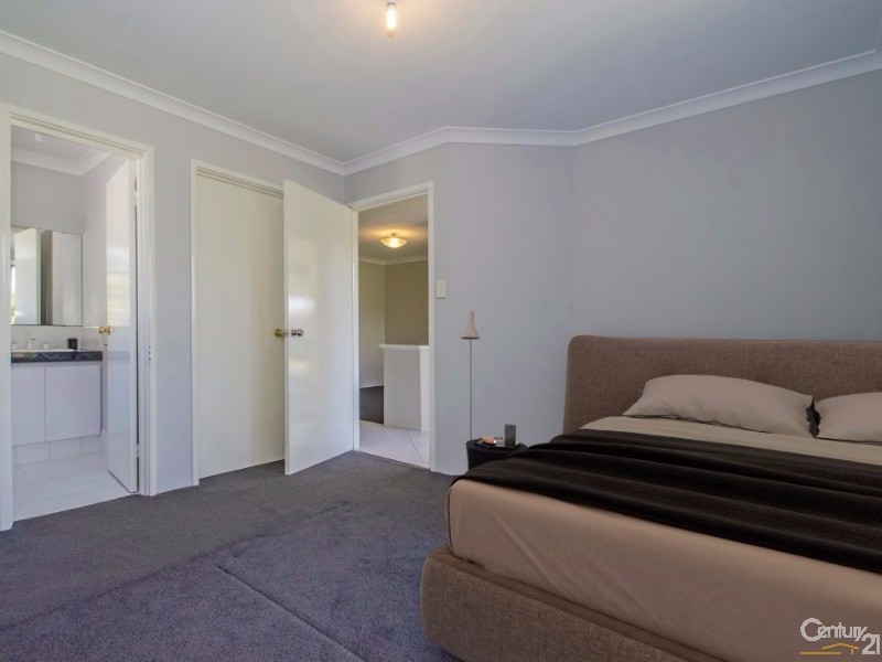 20 Northwood Gardens, Usher WA 6230