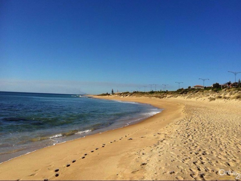 4/15 Upper Esplanade, Bunbury WA 6230