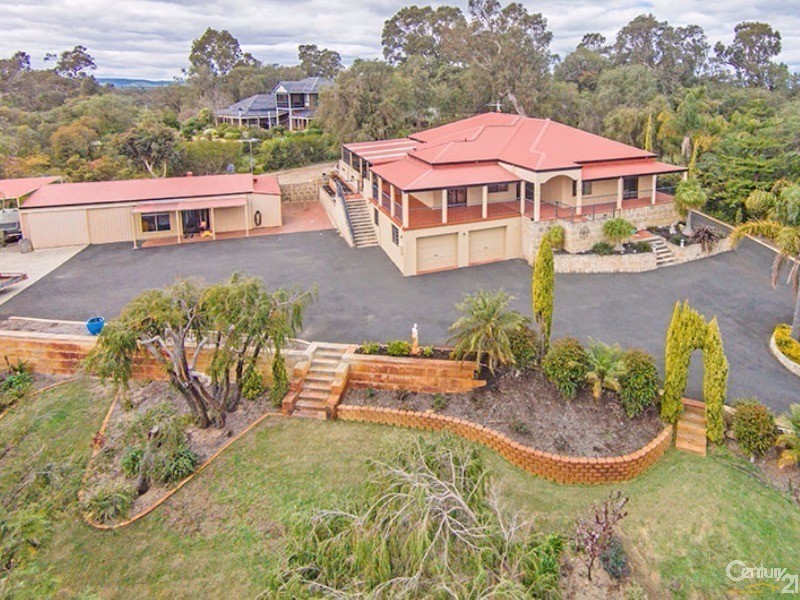 16 Grosmont Glade, Leschenault WA 6233