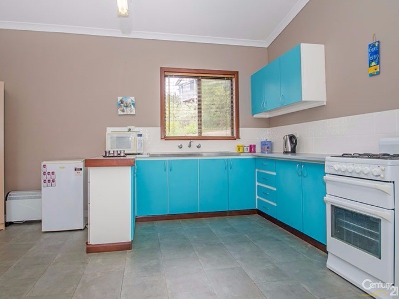 16 Grosmont Glade, Leschenault WA 6233