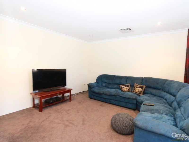 1 Priory Road, Australind WA 6233