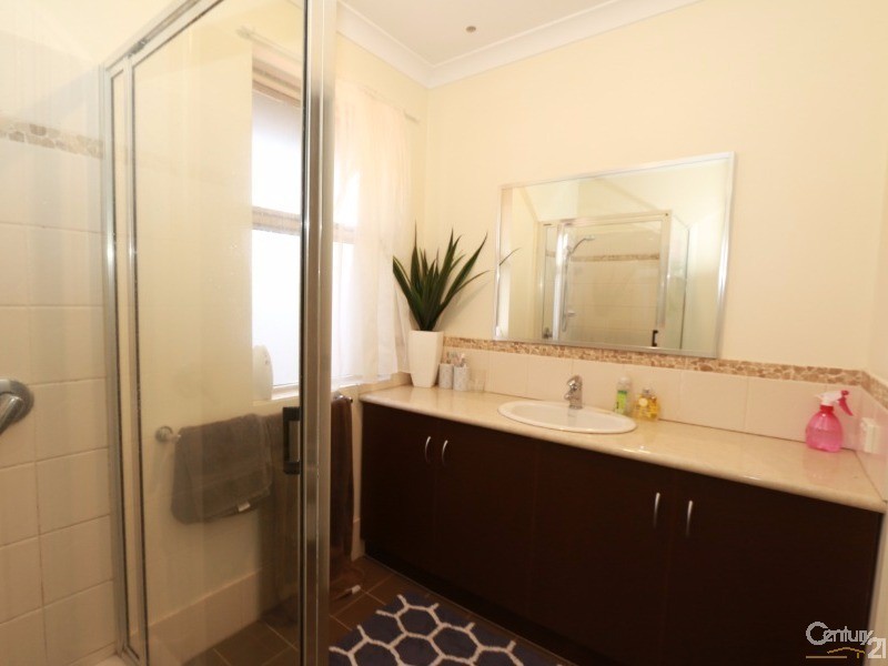 1 Priory Road, Australind WA 6233