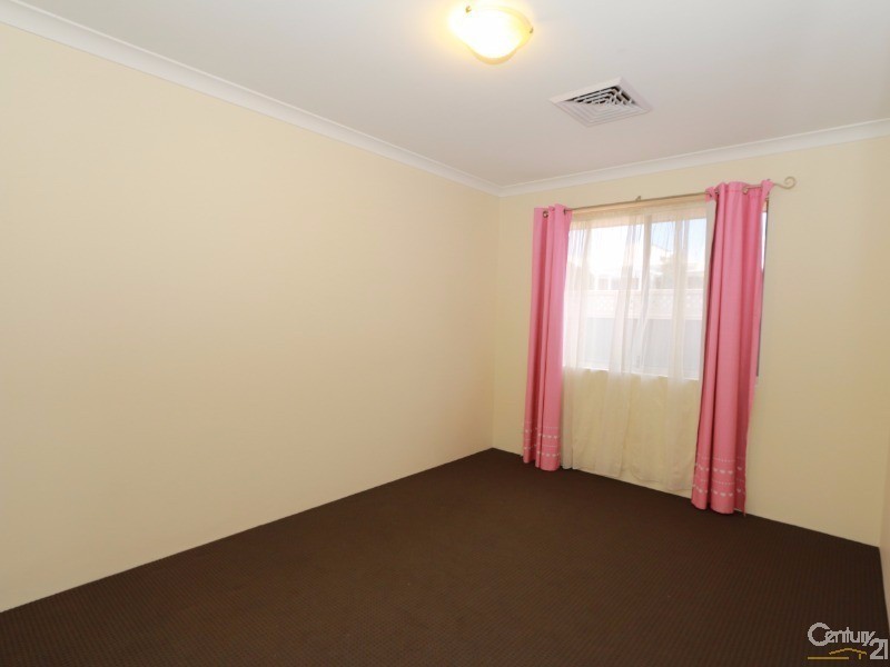 1 Priory Road, Australind WA 6233
