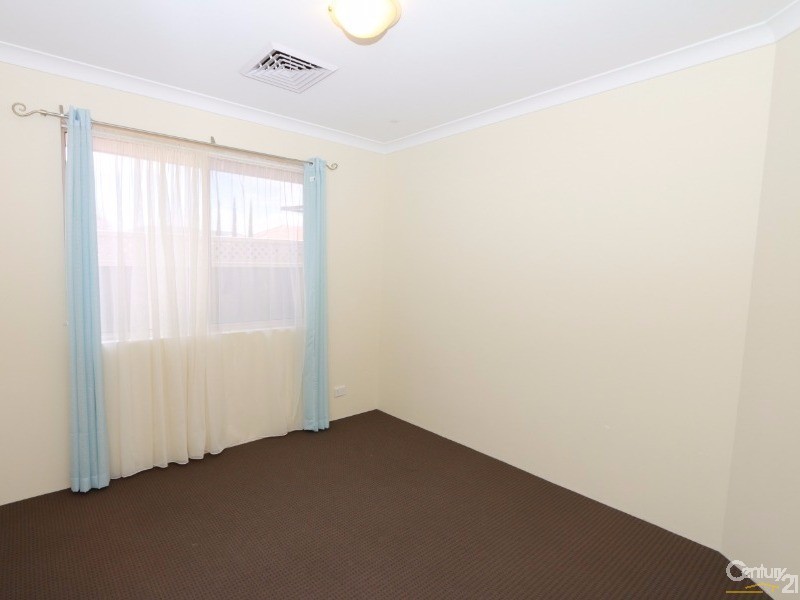 1 Priory Road, Australind WA 6233