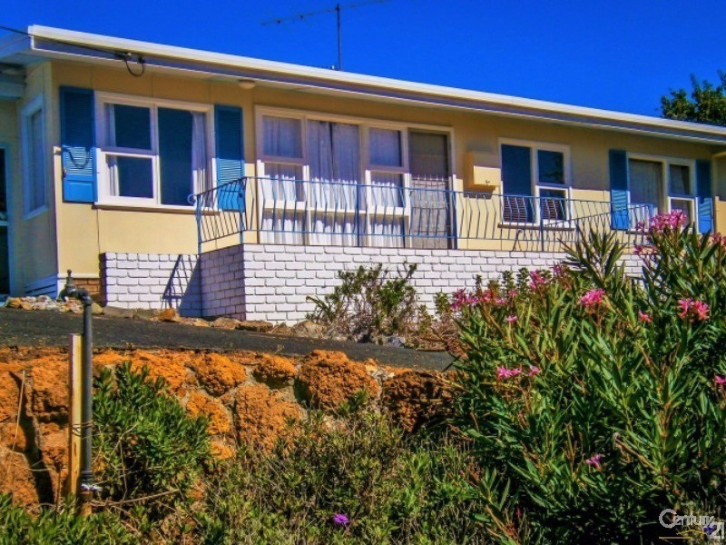 64 Victoria Parade, Augusta WA 6290