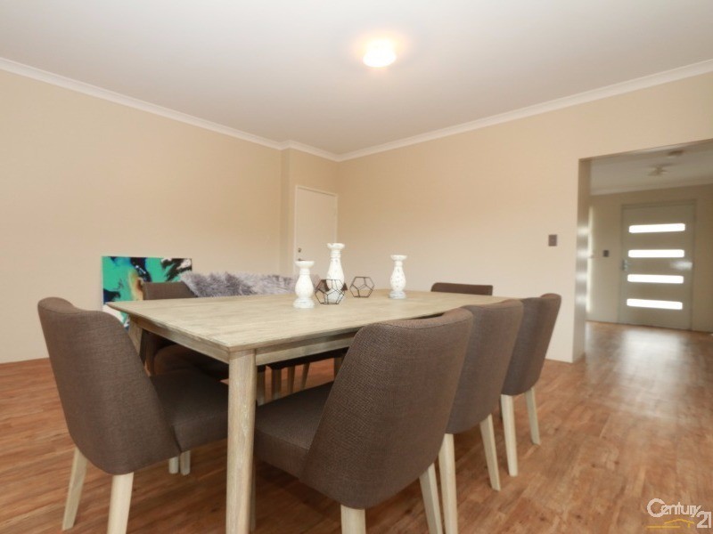 11 Reuben Way, Millbridge WA 6232