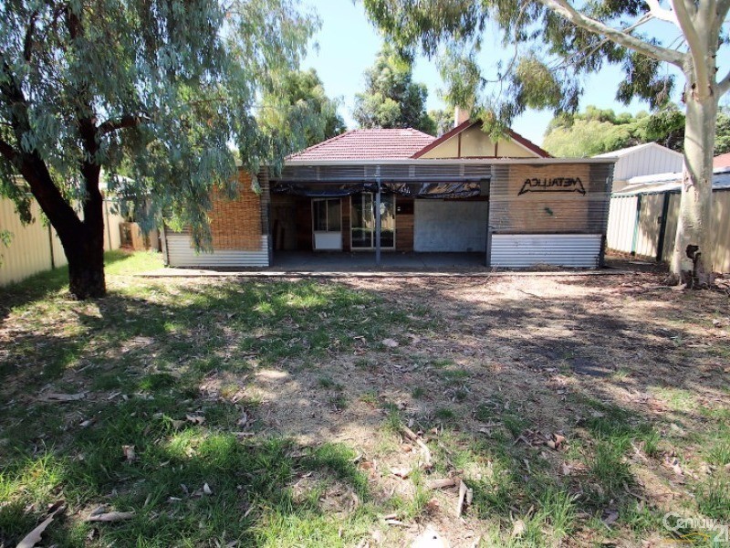 19a Russell Road, Burekup WA 6227