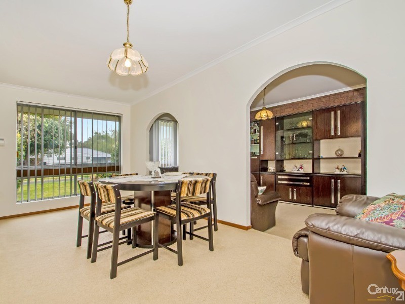 27 Cambridge Crescent, East Bunbury WA 6230