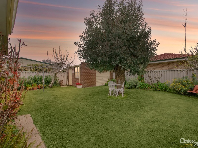 27 Cambridge Crescent, East Bunbury WA 6230