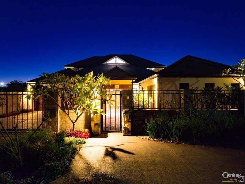 9 Portofino Crescent, Pelican Point WA 6230