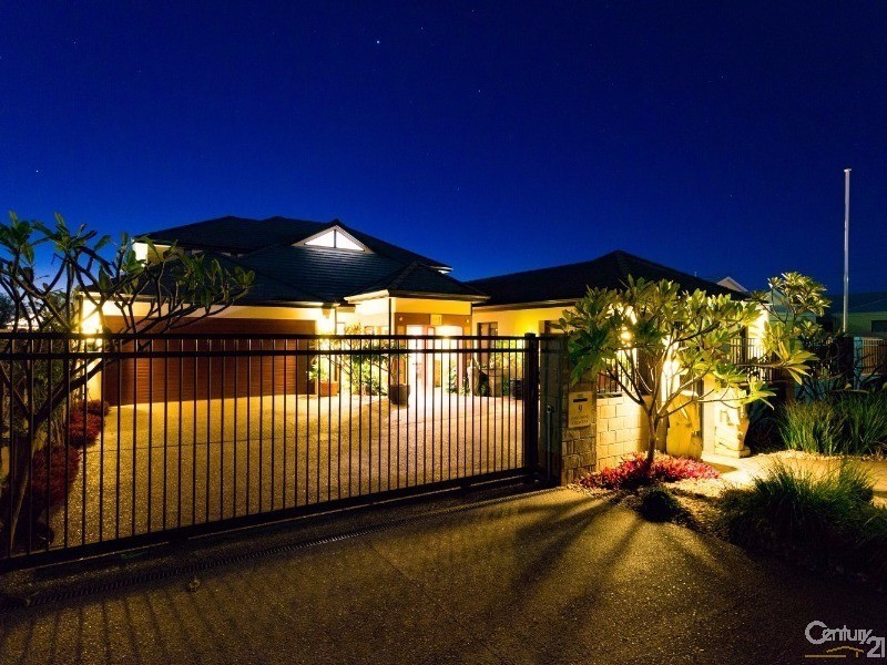 9 Portofino Crescent, Pelican Point WA 6230