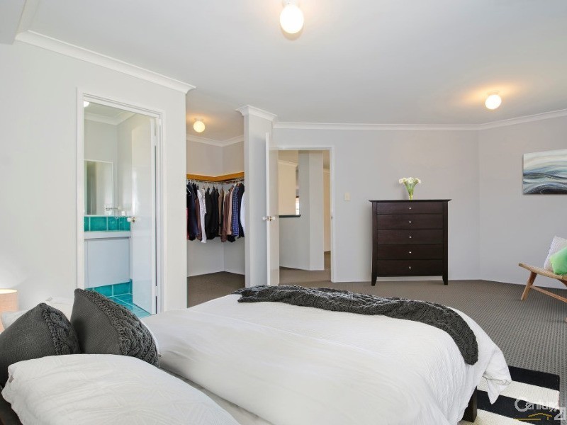 9b Mistletoe Court, Glen Iris WA 6230