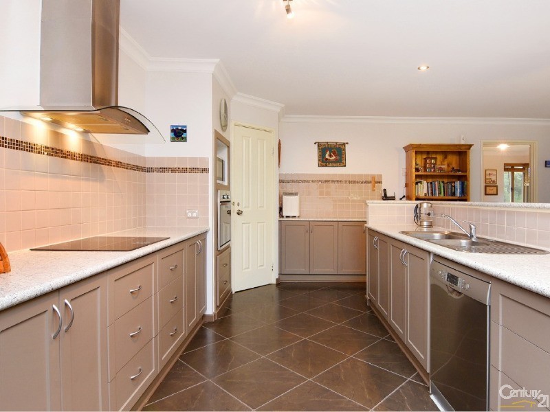 31 Sandpiper Parade, Australind WA 6233