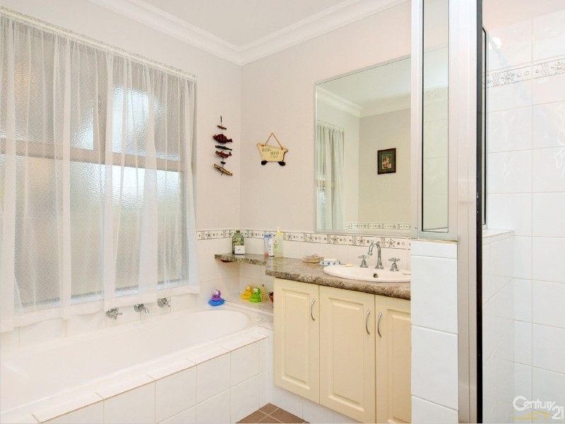 31 Sandpiper Parade, Australind WA 6233