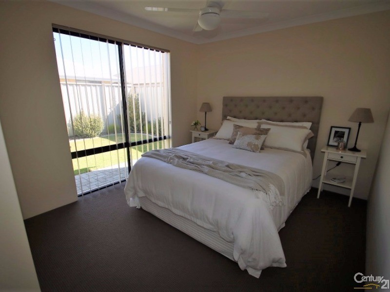 11 Citrine Street, Australind WA 6233