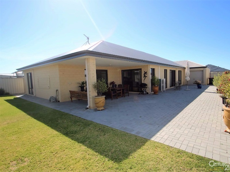 11 Citrine Street, Australind WA 6233
