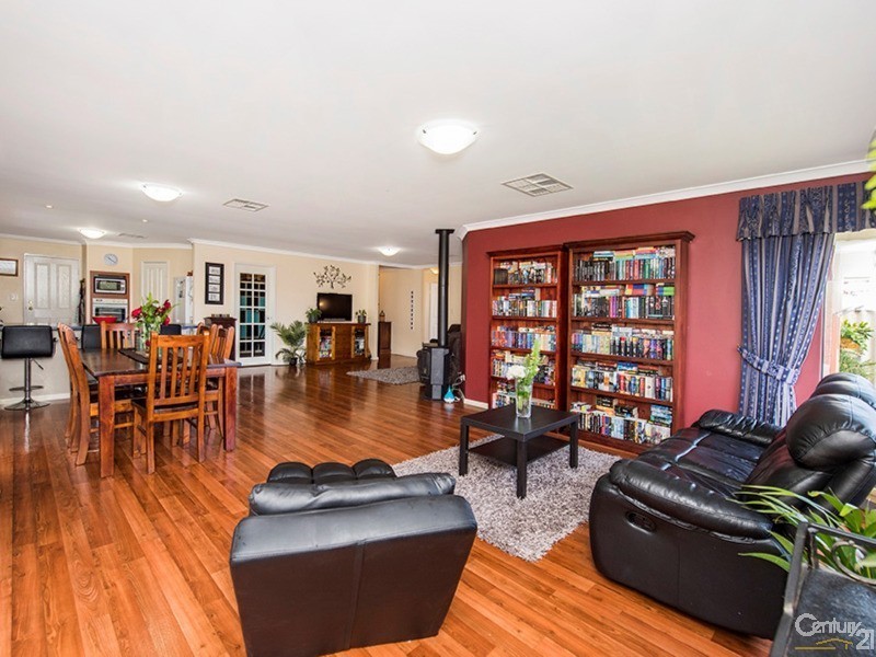 210 Norton Promenade, Dalyellup WA 6230