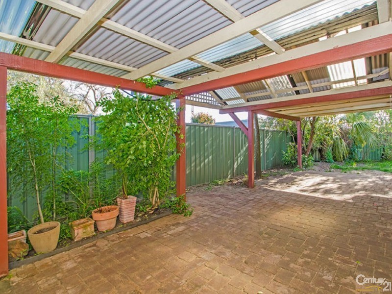 25 West Road, Capel WA 6271