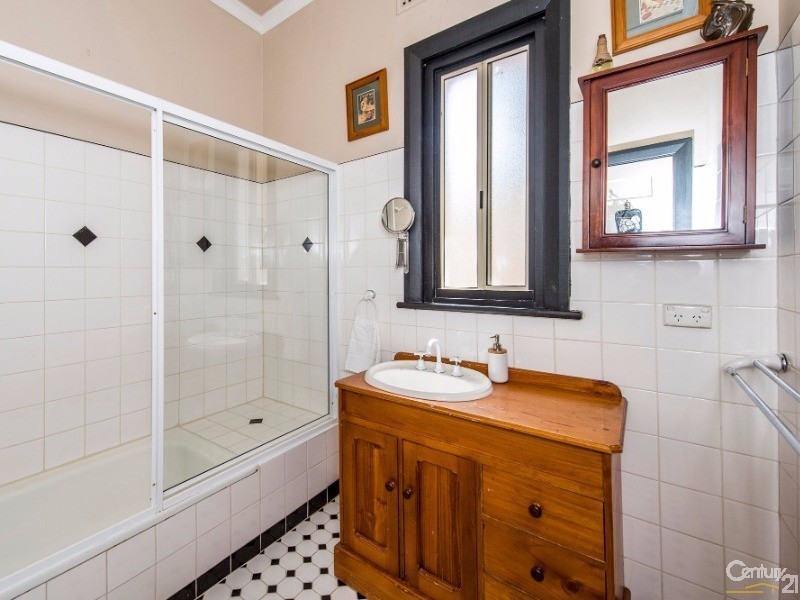 49 Austral Parade, East Bunbury WA 6230