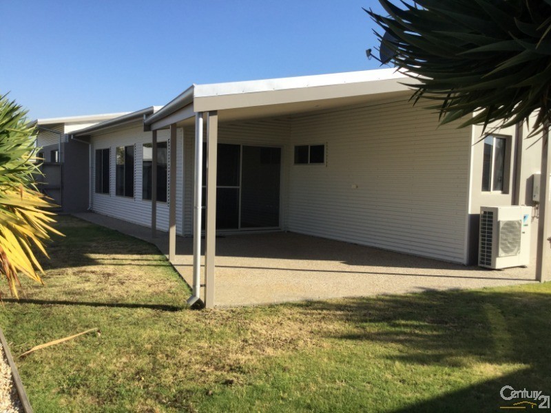 21 Greenough Place, Millbridge WA 6232