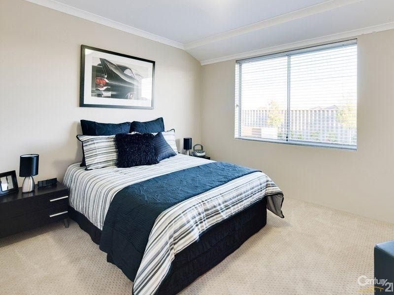 54 Millbridge Boulevard, Millbridge WA 6232