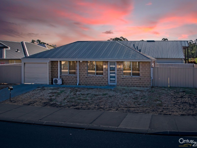 17 Lewana Approach, Dalyellup WA 6230