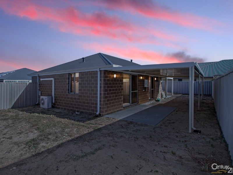 17 Lewana Approach, Dalyellup WA 6230