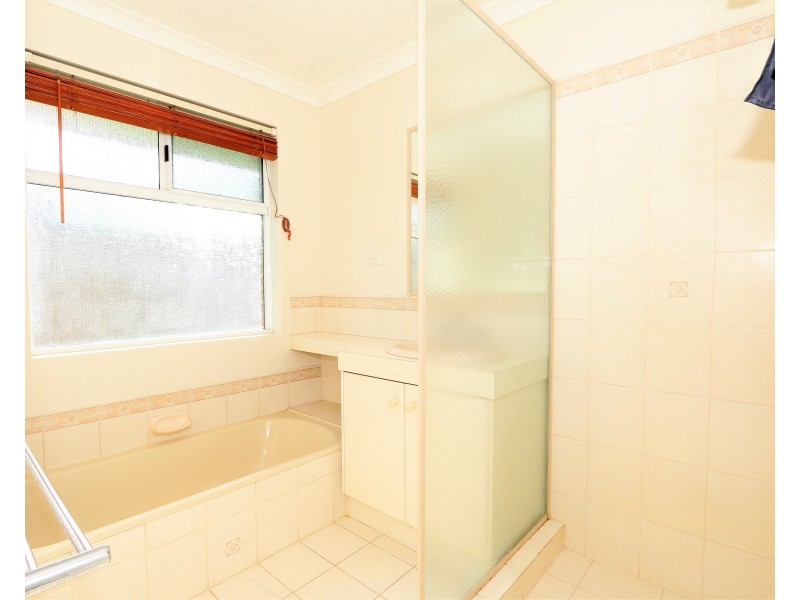 13 Claret Grove, Eaton WA 6232