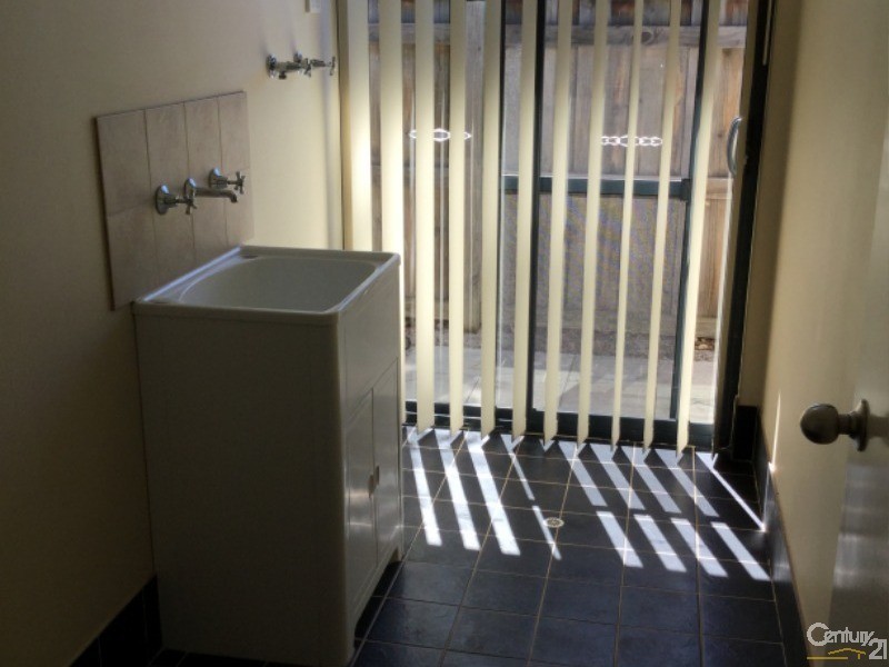 75 Barton Drive, Australind WA 6233