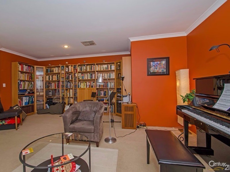 35 Bedingfield Way, Australind WA 6233