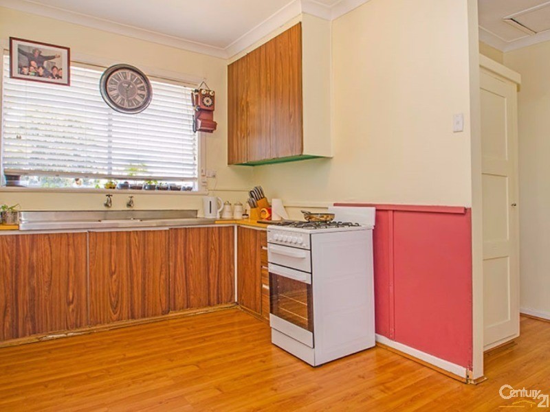 11 Cable Street, Collie WA 6225