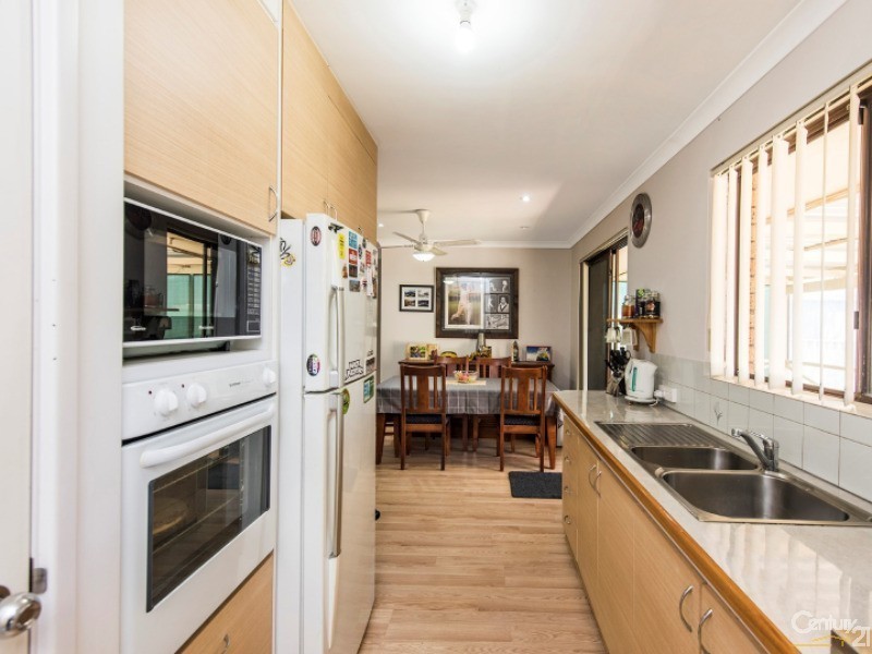 4 Crews Court, Withers WA 6230