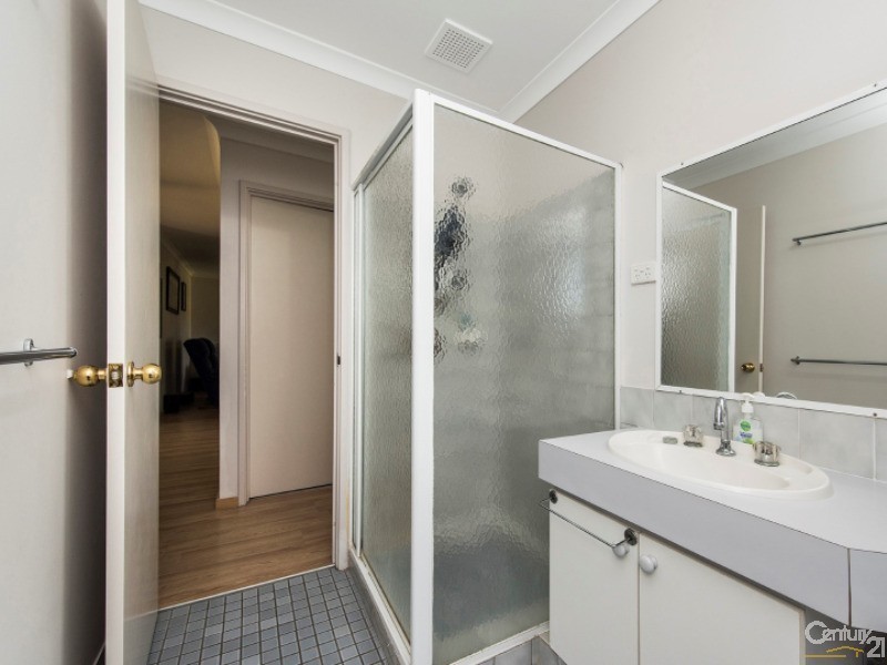 4 Crews Court, Withers WA 6230