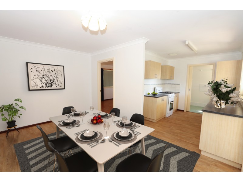 10 Jacaranda Crescent, Withers WA 6230