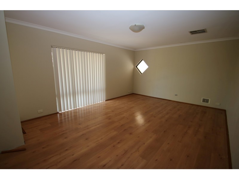 7 Pigeon Court, Eaton WA 6232