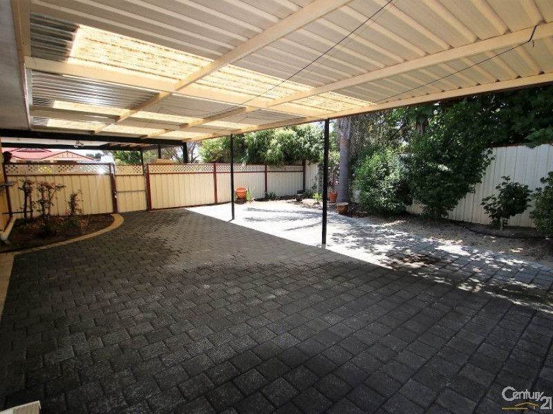 7 Pigeon Court, Eaton WA 6232