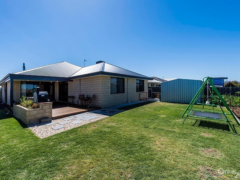 148 Braidwood Drive, Australind WA 6233